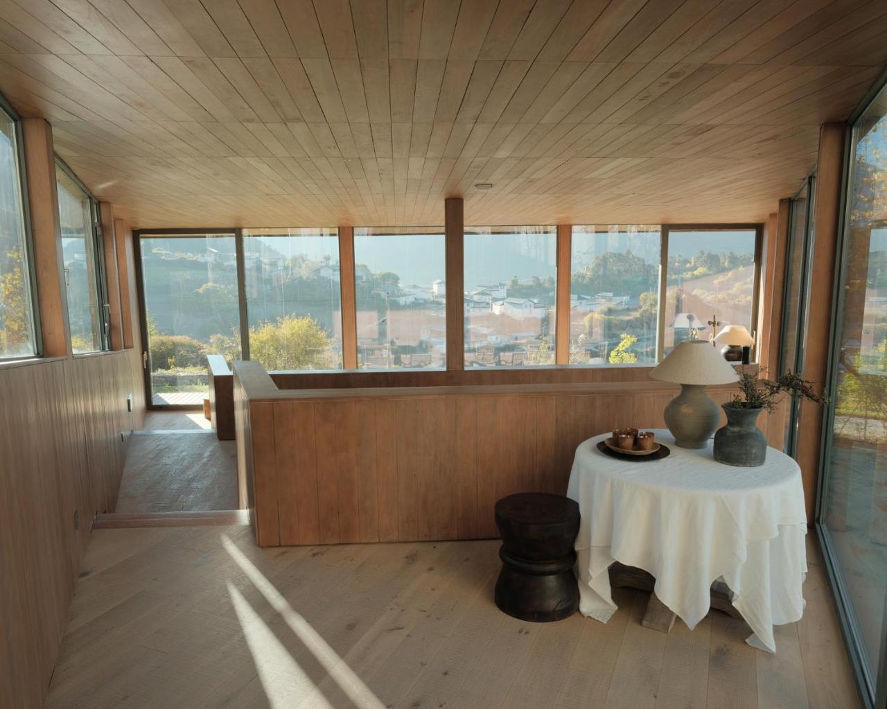 Sunyata Hotel. Deqin Meili Deqen Экстерьер фото